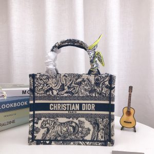 Replica della borsa Dior