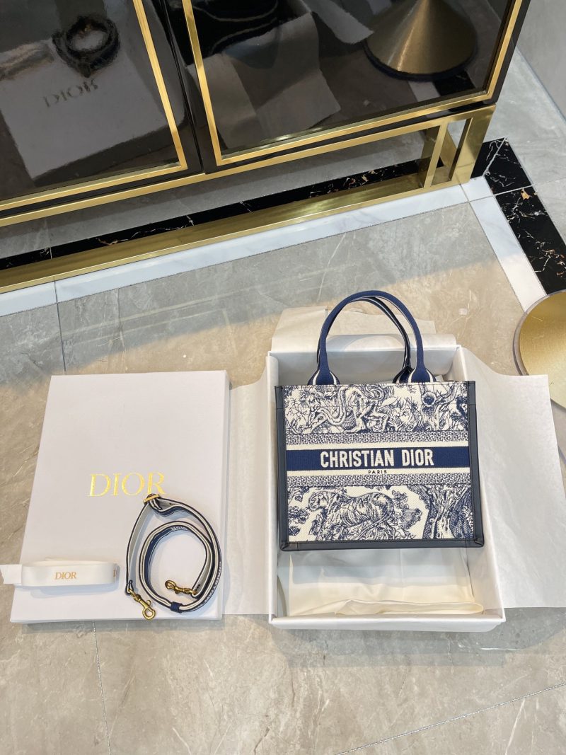 Replica della borsa Dior