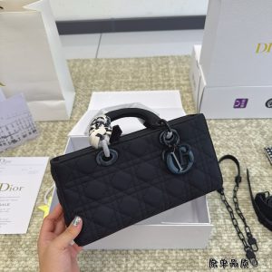 Replica della borsa Dior