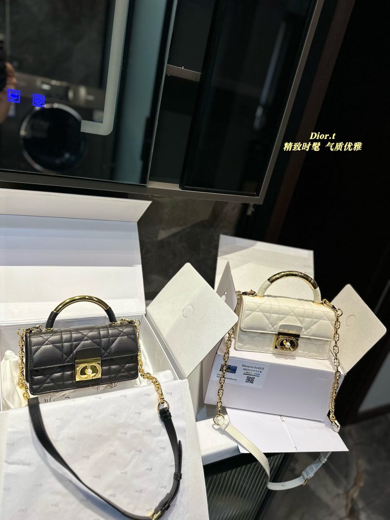 Replica della borsa Dior