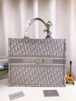 Replica della borsa Dior